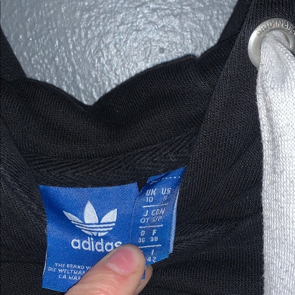 cropped adidas hoodie - Picture 2 of 3